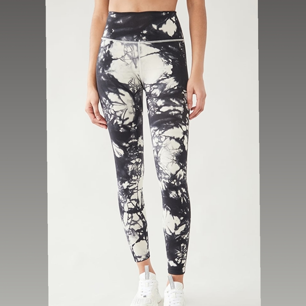 4XL/5XL Good American Essentials Tie Dye Seamless Leggings